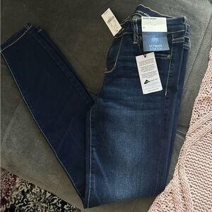 NWT Super Skinny Jeans Ultimate Stretch